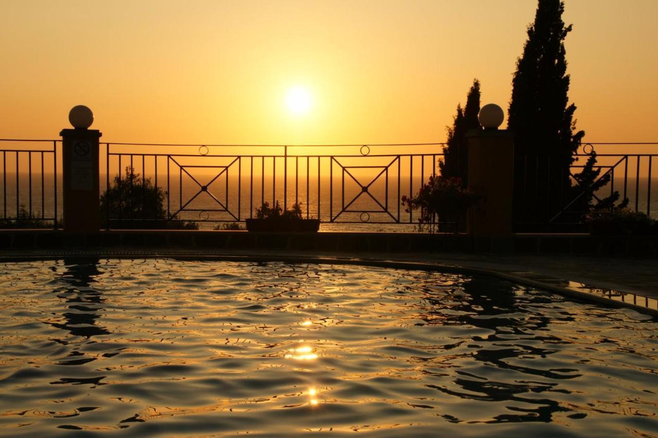 Dina'S Paradise Agios Gordios  Exterior foto